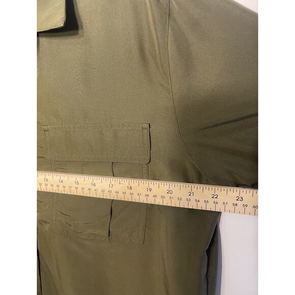 Old Navy M Shirt Button Utility Olive Green Blouses Pockets Roll Tab Round Hem - Picture 7 of 10